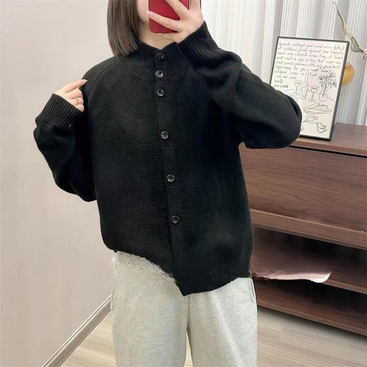 

Женский однобортный вязаный кардиган, полувысокий воротник, свободный крой, корейский стиль, мягкий, осень/зима 2024. One size чёрный