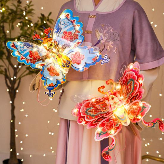 Butterfly Lantern Handheld Spring FestivalDecor DIY Chinese Traditional Lantern for Hanfu Cosplay Chinese New Year Mid-Autumn Festival Decoration