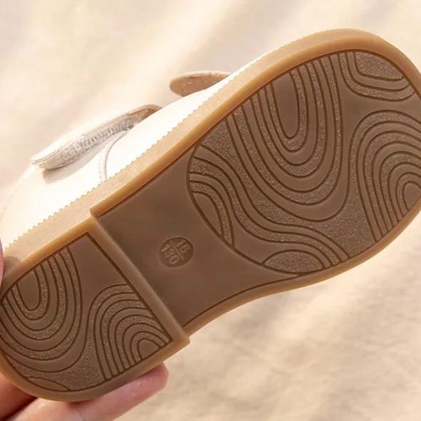 Mode Kinderschuhe Frühling Neue Babyschuhe Weichsohlige Mädchenschuhe Rutschfeste Kinder Freizeitschuhe Vielseitige Lederschuhe