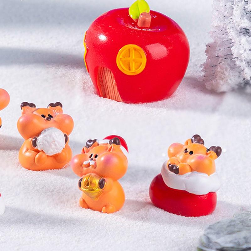 1Pc Christmas Deer Santa Claus Sled Tree Snowman Figurine Miniature Doll House Home Decor Children'S Landscape Decoration