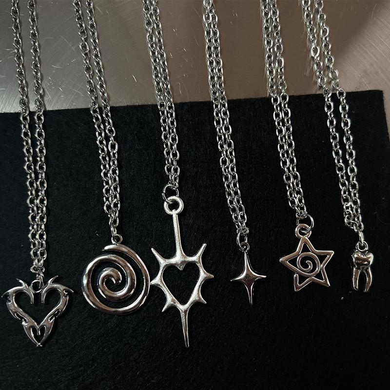 Y2K Flail Fire Heart Teeth Pendant Necklace for Women Men Charm Necklace Grunge Punk Fashion Zircon