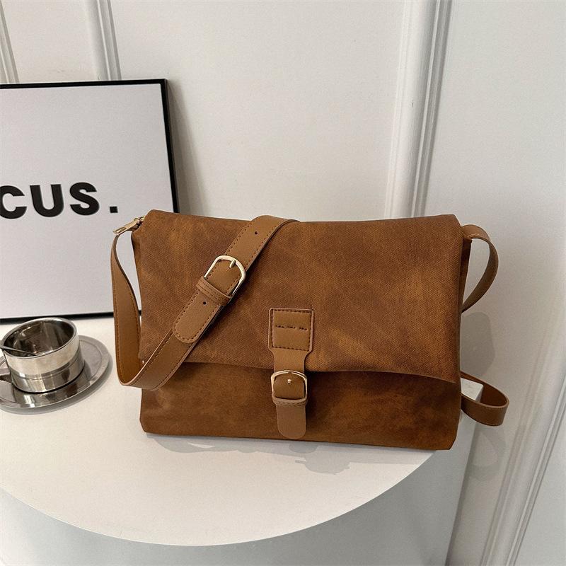 

Женская кожаная сумка через плечо в винтажном стиле, шикарный дизайн, повседневная сумка через плечо, элегантная повседневная сумка для путешествий коричневый