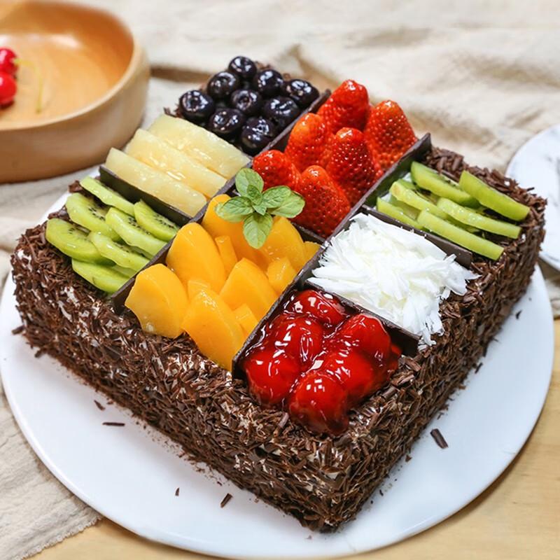 Friduo Fresh Fruit Birthday Cake
