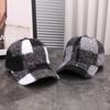 Early autumn new fashion color matching simple and versatile decorative baseball cap warm and comfortable windproof face small visor