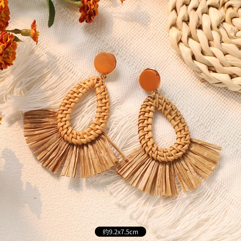 Vintage Grass Rattan Raffia Fringed Earrings Exaggerated Personality Bohemian Vacation Style Earrings Beach Earrings Women