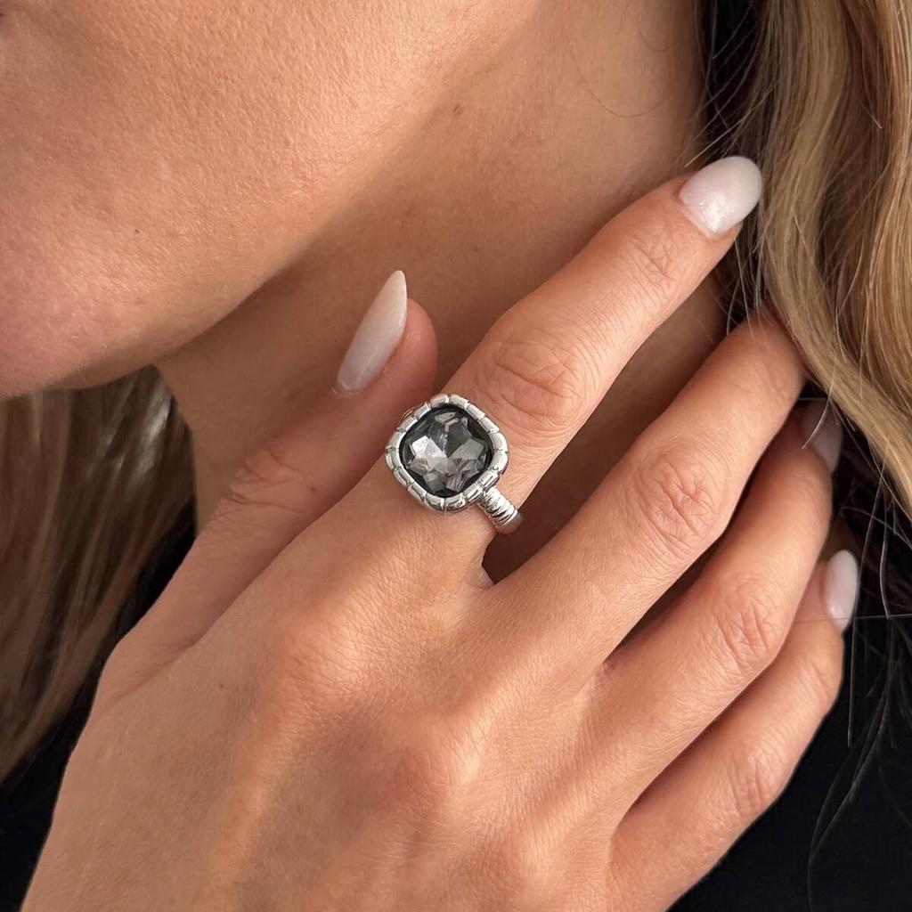 SHIXIN 3 Styles Exquisite Shiny Black Acrylic Rhinestone Open Rings for Women Elegant Square Heart Adjustable Knuckle Ring Gifts