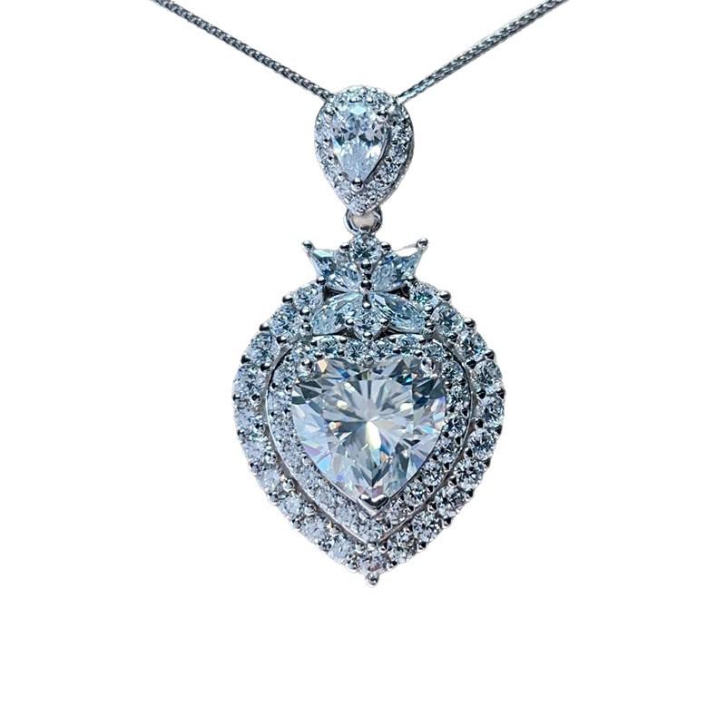 5 Carat D Color Heart-Shaped Moissanite Pendant - Luxury European & American Style