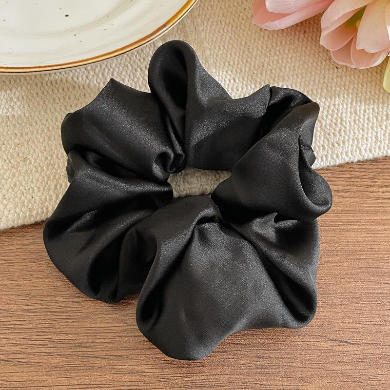 Korean Style Spring/Summer Floral Intestine Hair Scrunchie for Women – Elegant Ponytail Tie and Mori Girl Accessory.