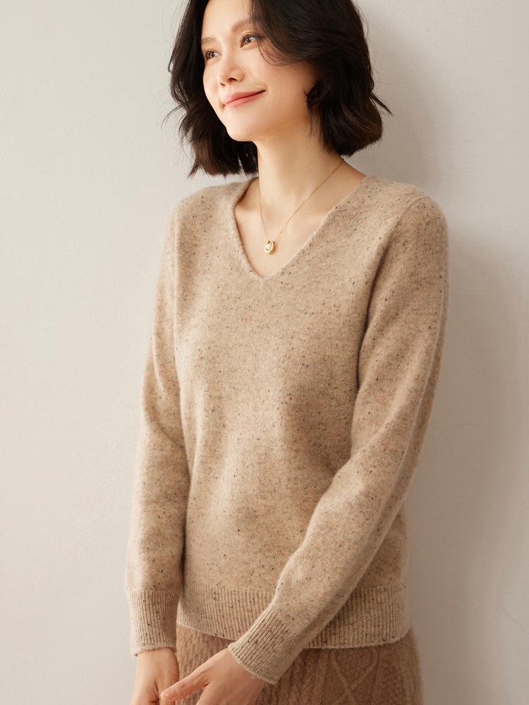 Women's V-Neck Dot Yarn Wool Sweater - Thick, Warm, Versatile Knitwear for Autumn and Winter