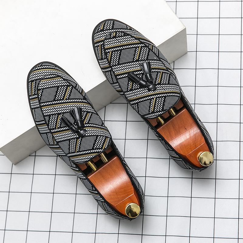 Fashion Street Style Men's Casual Shoes All-match Outdoor Male Loafers New Fashion Comfortable Man Slip On Flats Moccasins Driving Shoes
