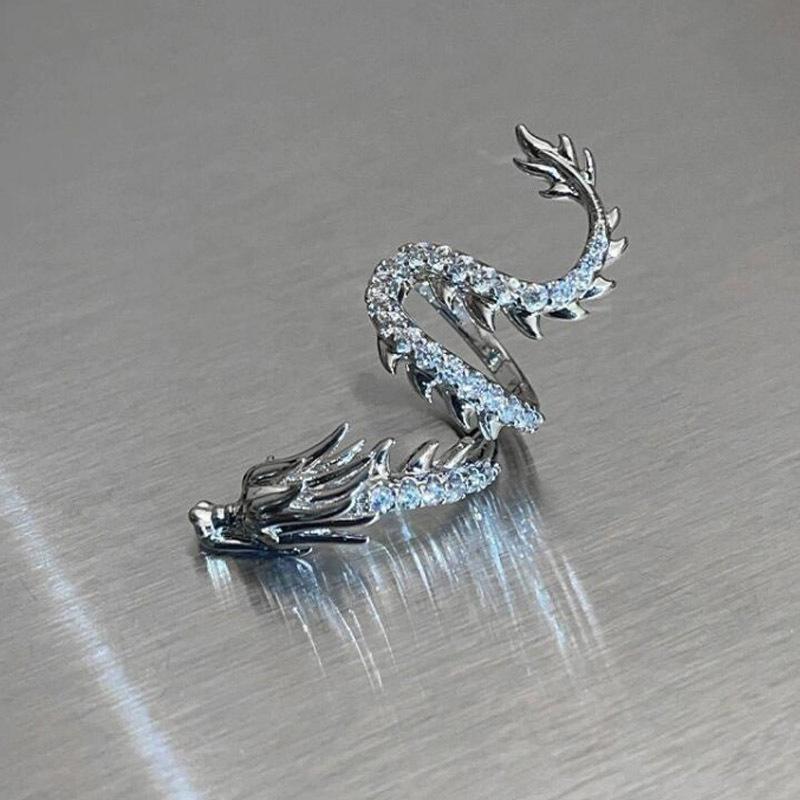 Punk Cool Dragon Earrings Jewelry Personalized Dragon Ear Cuff For Girls Men Kpop Dainty Ear Clips Ornament Exaggerated