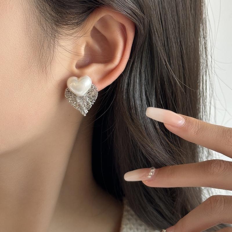 Metal Wing Heart Imitation Pearl Geometry Stud Earrings For Women Jewelry Simple Wedding Christmas Girl Gift Jewelry