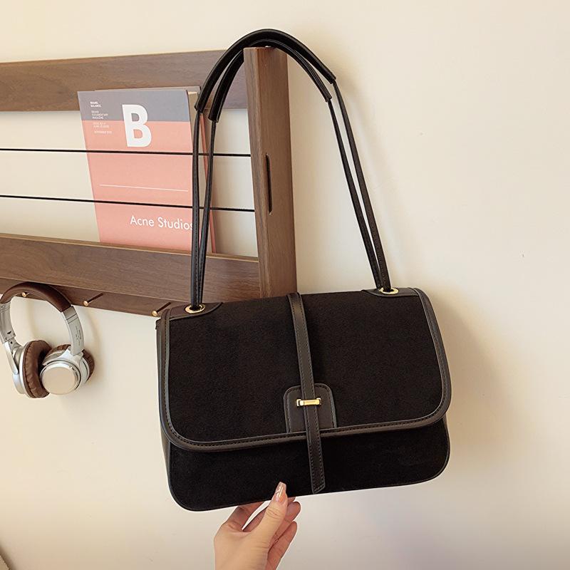 Ретро кожаные сумки подмышки для женщин французские сумки через плечо большой вместимости — фото 10