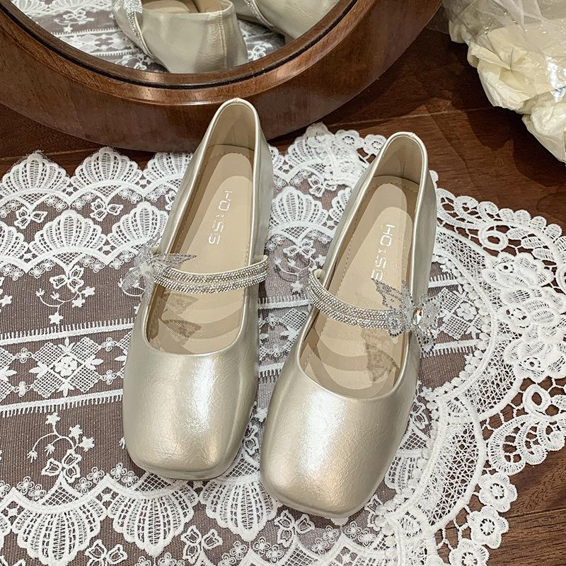 

2025 spring and autumn new French square head rhinestone Mary Jane single shoes female Korean version fairy style with skirt flat women s shoes 40
