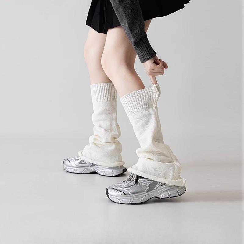 Hvite Strikkede Strømper for Kvinner, Høst- og Vinterstrømper med Utsvingte Vide Ben, Leggstrømper