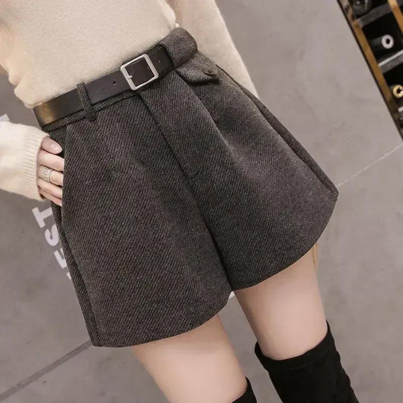 2026 New Women's Woolen Shorts A-line Loose High-Waisted Casual Thick Boots Pants for Autumn Winter Comfortable Bootcut Black