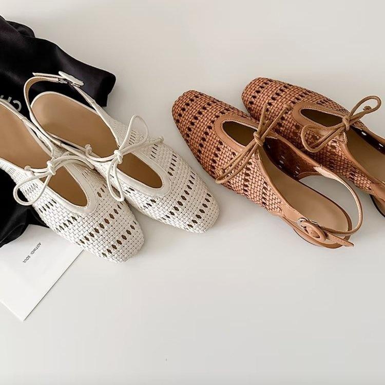 French hollow woven one-word button square head Roman sandals women's 2025 new bow thick heel holiday sandals