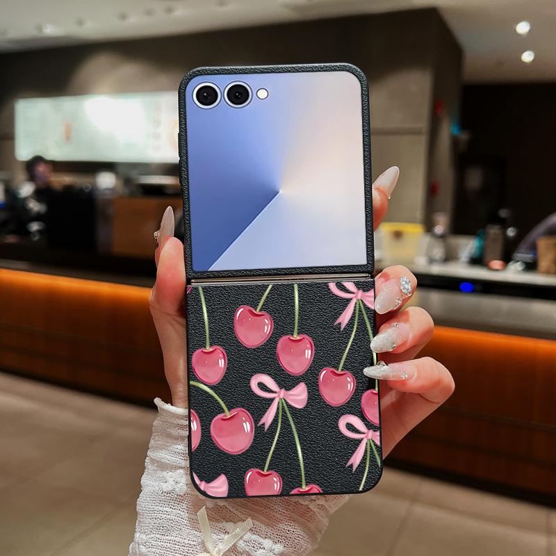 Crystal Cherry Fruits Bowknots Pattern Case For Samsung Z Flip 7 6 5 4 Leather Texture Folding Fhone Cover For Galaxy Z Flip7 Flip6 Flip5