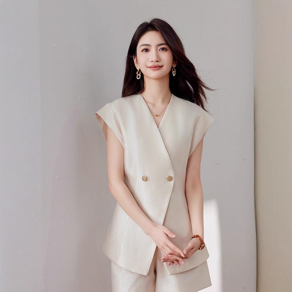 2025 Summer High-End Sleeveless Suit Jacket with Shorts – Goddess Petite OL Style