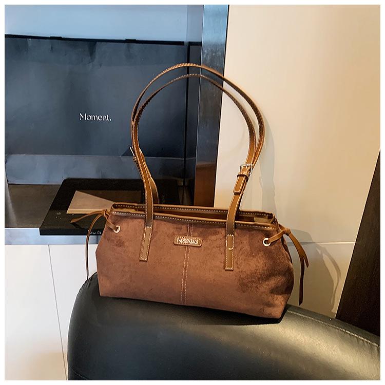 

Жіноча ретро мінімалістична сумка під пахву - Мода осінь/зима 2025, Сумка великої місткості для поїздок на роботу Single Bag