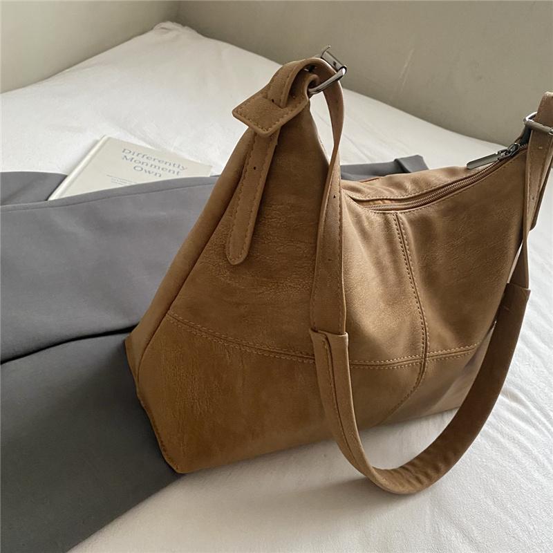 PU Shoulder Bag Women Fashion Hobo Bag With Minimalist Design Soft Texture Handbag Everyday Use