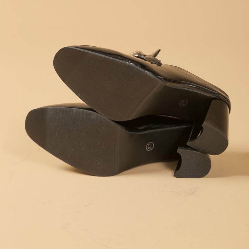 Fashion Fashion Light Weight High Quality Black Patent Leather Spring Slip on Square Heel Shoes Lady Casual