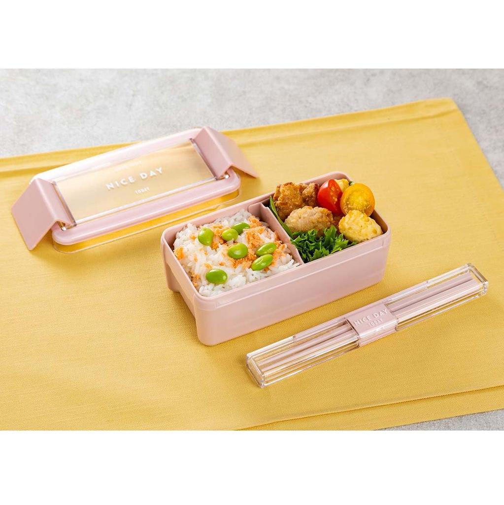 Iwasaki Kogyo Lunch 1 with an integrated lid and gasket for easy antibacterial and and PI Easy-Care Box, Tier, 520ml, Pink, cleaning, Ag-based