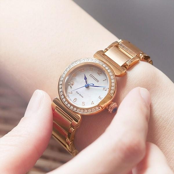 Citizen Women's EM1123-89D ( Watch L CITIZEN L Round Collection Eco-Drive) Watch Stainless