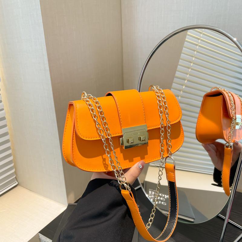 

Simple contrasting colors winter new lock retro chain crossbody shoulder small square bag оранжевый