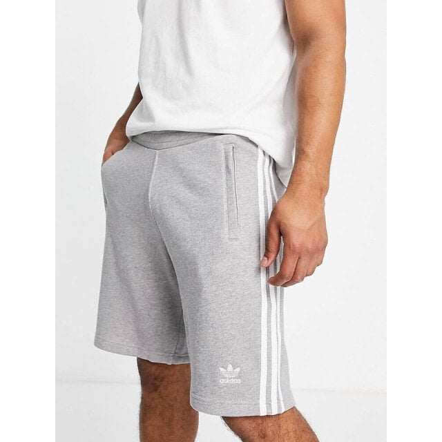 

Серые шорты с тремя полосками adidas Originals adicolor