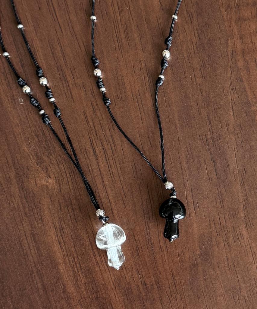 Fantastic Planet Mono Mushroom String Necklace (2Colors)