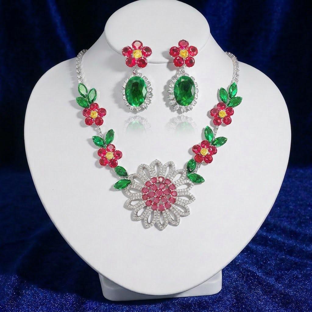 European Trend Zircon Flower Necklace & Earrings Set