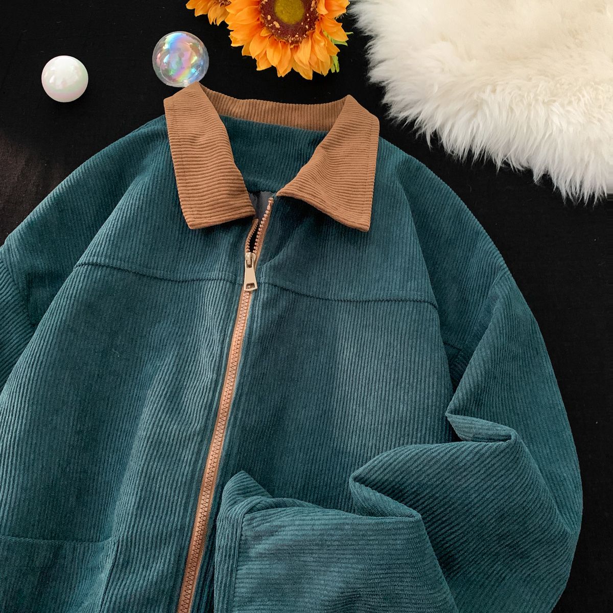 

Autumn Corduroy Cargo Jacket For Men Bomber Jacket Windbreakers Zipper Coats Loose Cargo Outwear Casual Jacket Mens Clothes 5XL