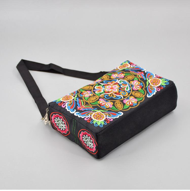 1Pc Antique Double-sided Embroidery Oblique Span Bag Small Bag Women's Canvas Shoulder Bag Portable Mobile Phone