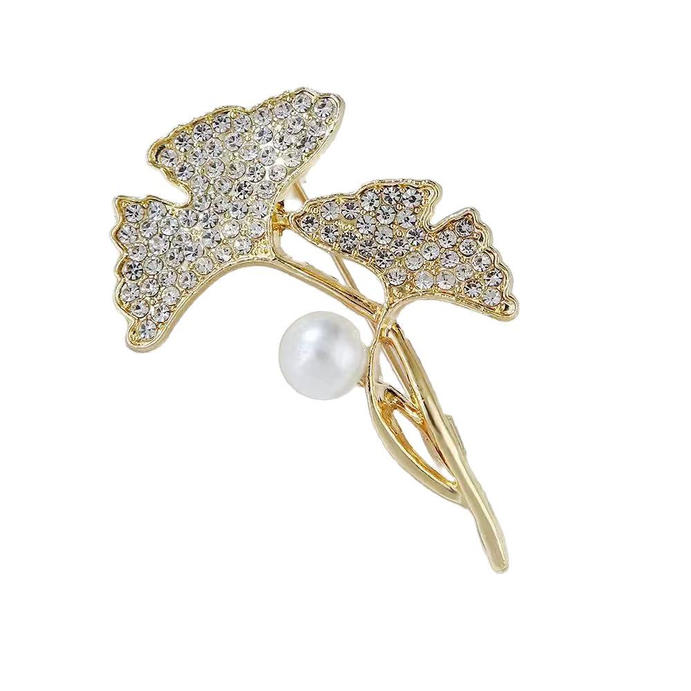 Elegant Ginkgo Leaf Pearl Brooch for Women - Luxury Alloy Pin