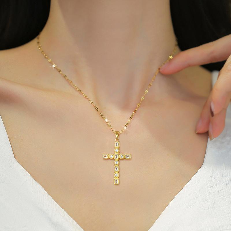 Full Diamond Cross Light Luxury Temperament Zircon Clavicle Chain Small Retro Titanium Steel Necklace
