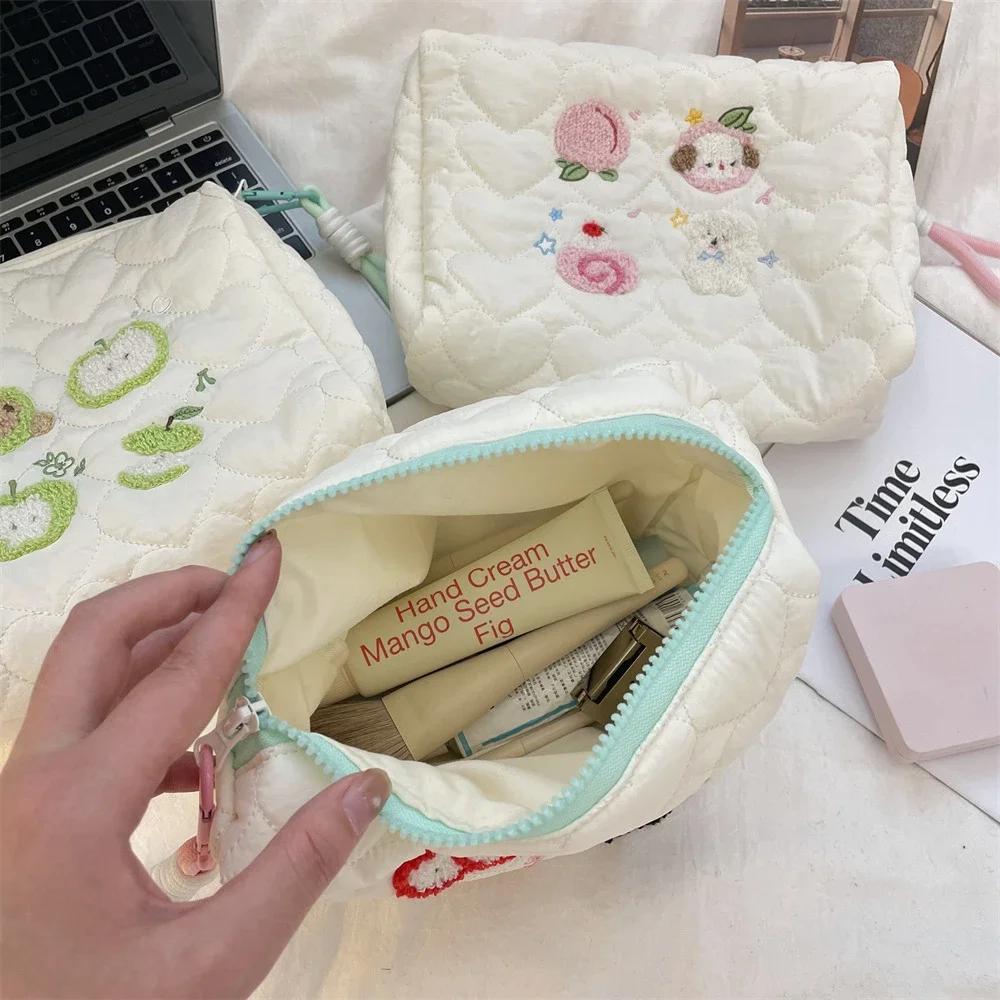 Embroidery Quilted Women's Cosmetic Bag Travel Portable Ladies Storage Handbags Cute Female Makeup Case Clutch Purse with Handle