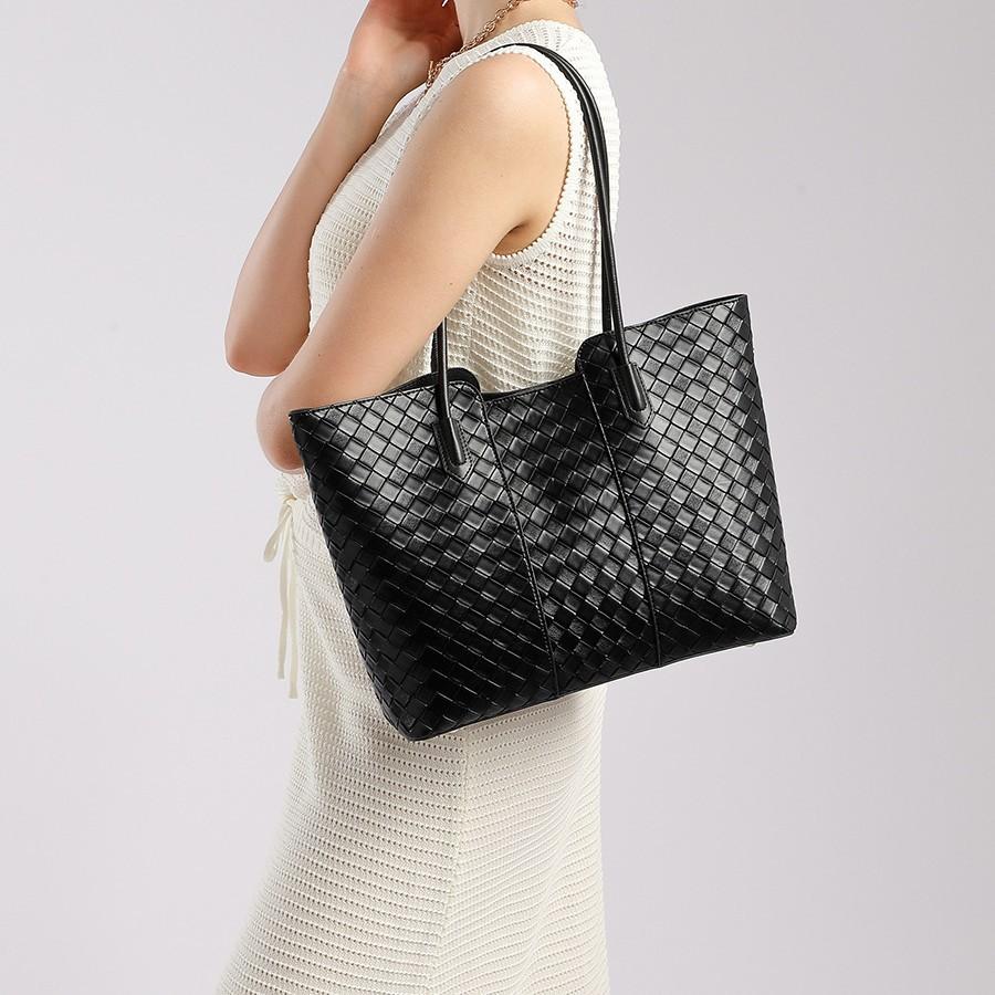 Leather Women'S Bags Cowhide Fashion Shoulder Bags Daily Commuter Bags Simple Wind Large Capacity Woven Mother And Child Bags
