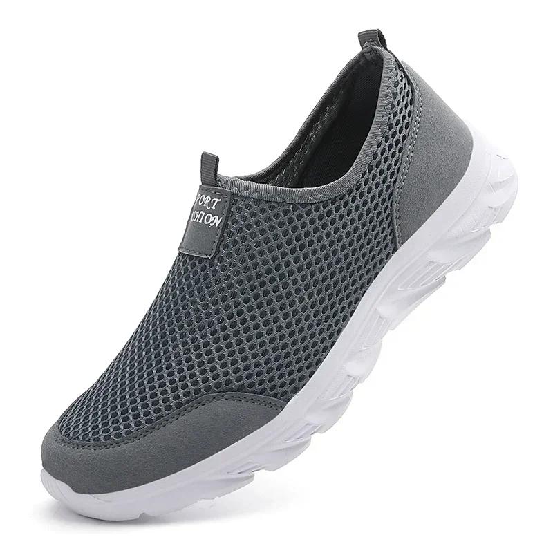 Leichte Modische Sommer-Mesh-Atmungsaktive Sneaker für Herren Übergröße 38-47 Neue Laufende Atmungsaktive Sportschuhe