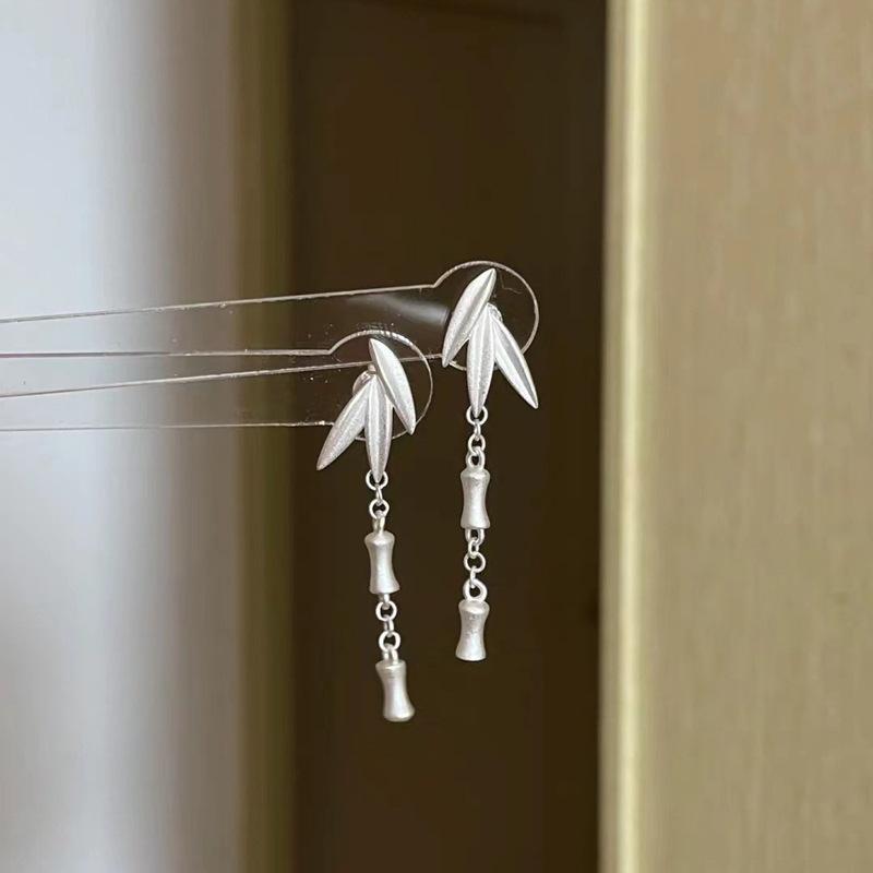Bamboo tassel earrings Guochao fashion design sense long earrings niche new earrings