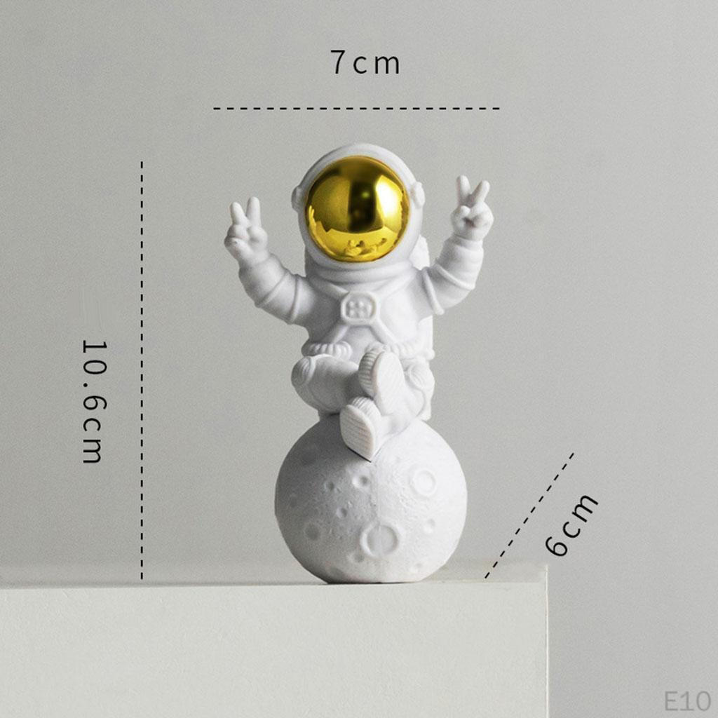 Resin Figurine - Space Themed Desk Decor for Kids