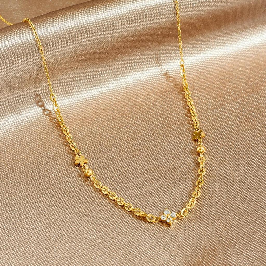 Elegant Gold-Plated Rhinestone Flower Chain Set with Irregular Patchwork Design