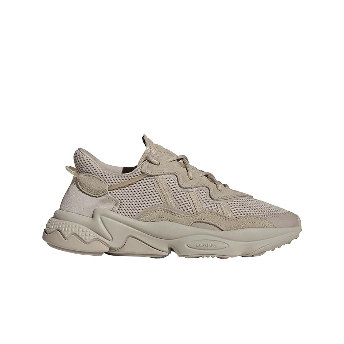 

(в) Adidas Ozweego Trace Khaki 225