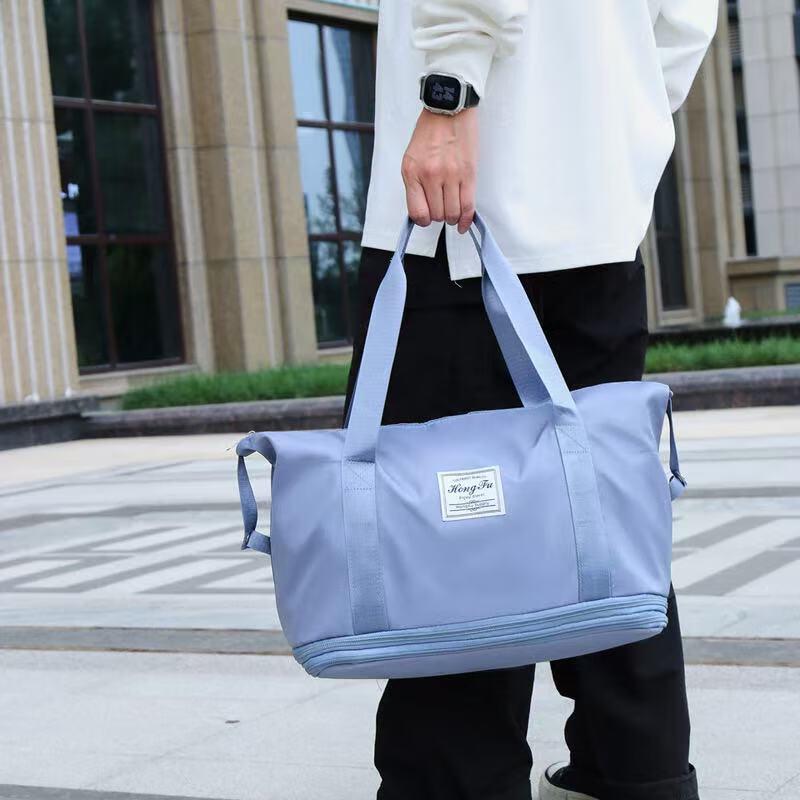 Large Capacity Lightweight Travel Duffel Bag with Wet/Dry Compartment