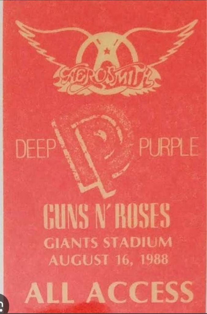 [USED] Vintage Guns N Roses 89 T-shirt featuring Kimutaku and Tsuyoshi Noguchi