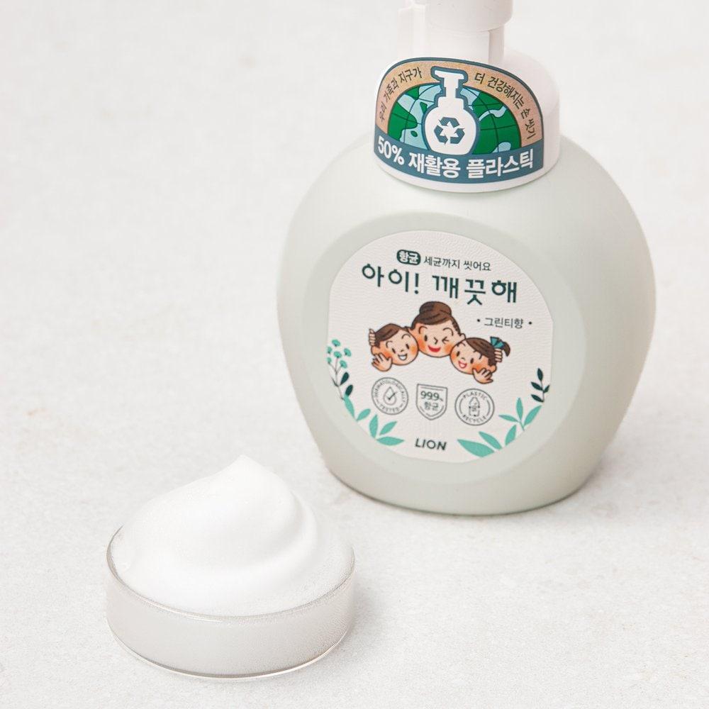 Lion Foam Hand Soap Green Tea Scent 250ml