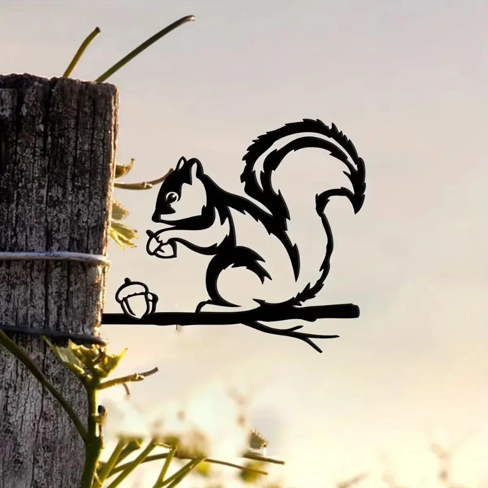 Charming Metal Squirrel - Rustic Outdoor Yard Art. Handmade Home & Garden Decor, Perfect for Weddings and Housewarming Gifts