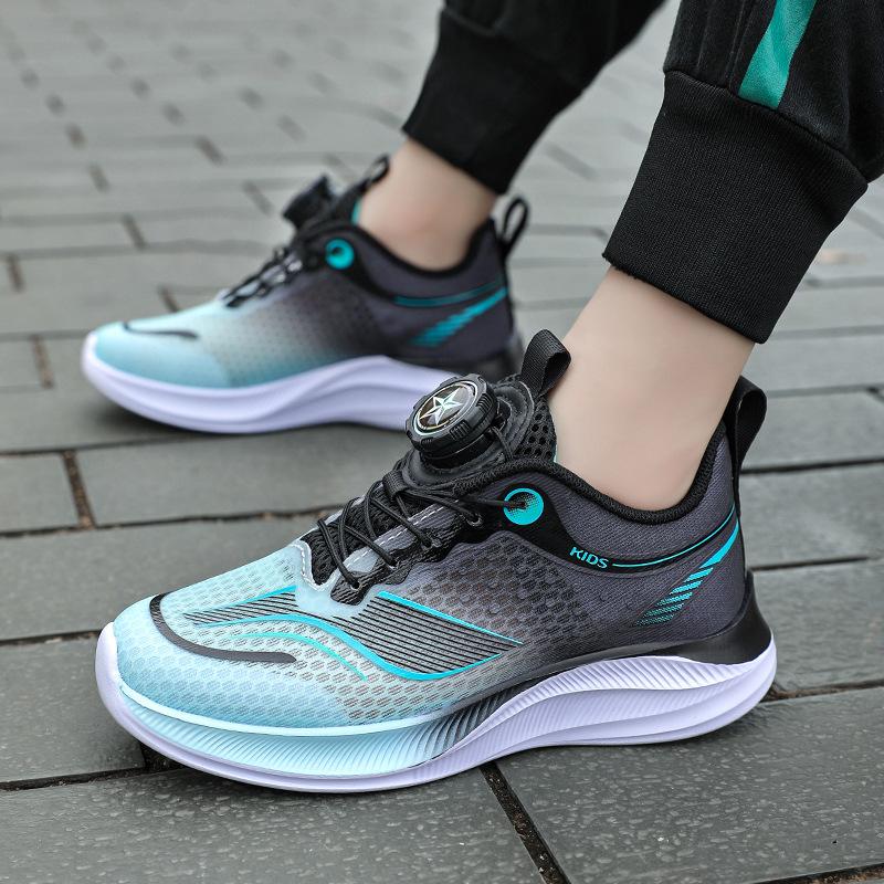 

Boys shoes spring and summer 2025 new mesh breathable non-slip children s sports shoes medium and older children s rotating button classmates 39