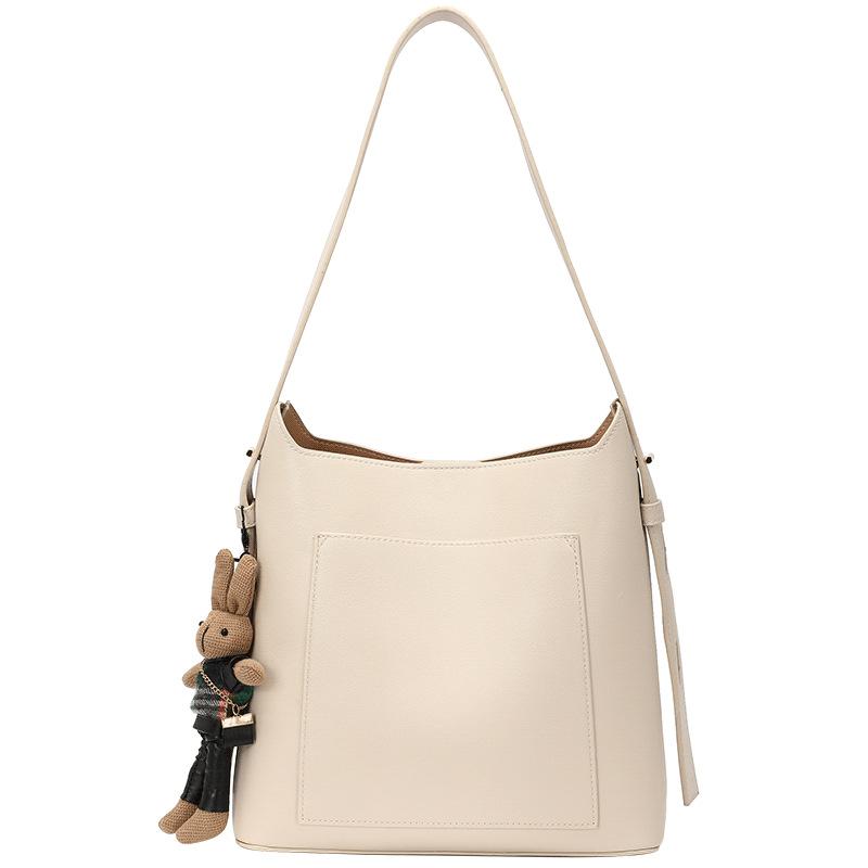Maßgeschneiderte Version der Beuteltasche einfache Fächerbeutel Schultertasche Herbst und Winter neue trendige Internet-Berühmtheit Mode Achseltasche