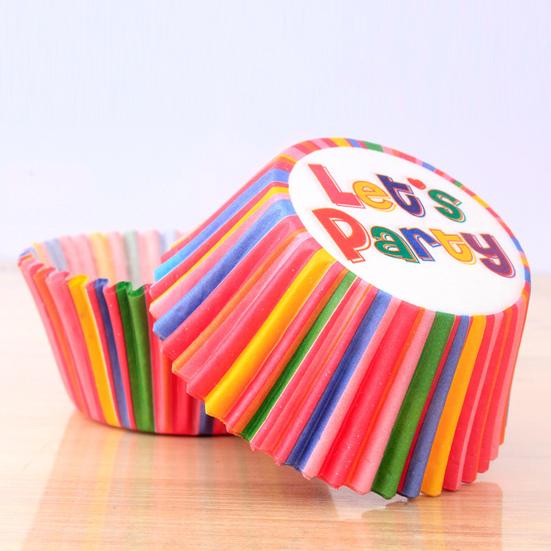 Jednoduchý DIY kreslený vzor Premium Cupcake Liner Bezpečná do mikrovlnné trouby Kuchyňské nástroje Košíček na muffiny